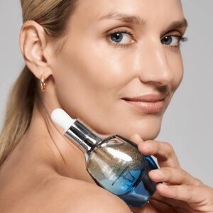 SKINN DIVINE ELIXIR Firming Algae Facial Oil, NWOB SEALED